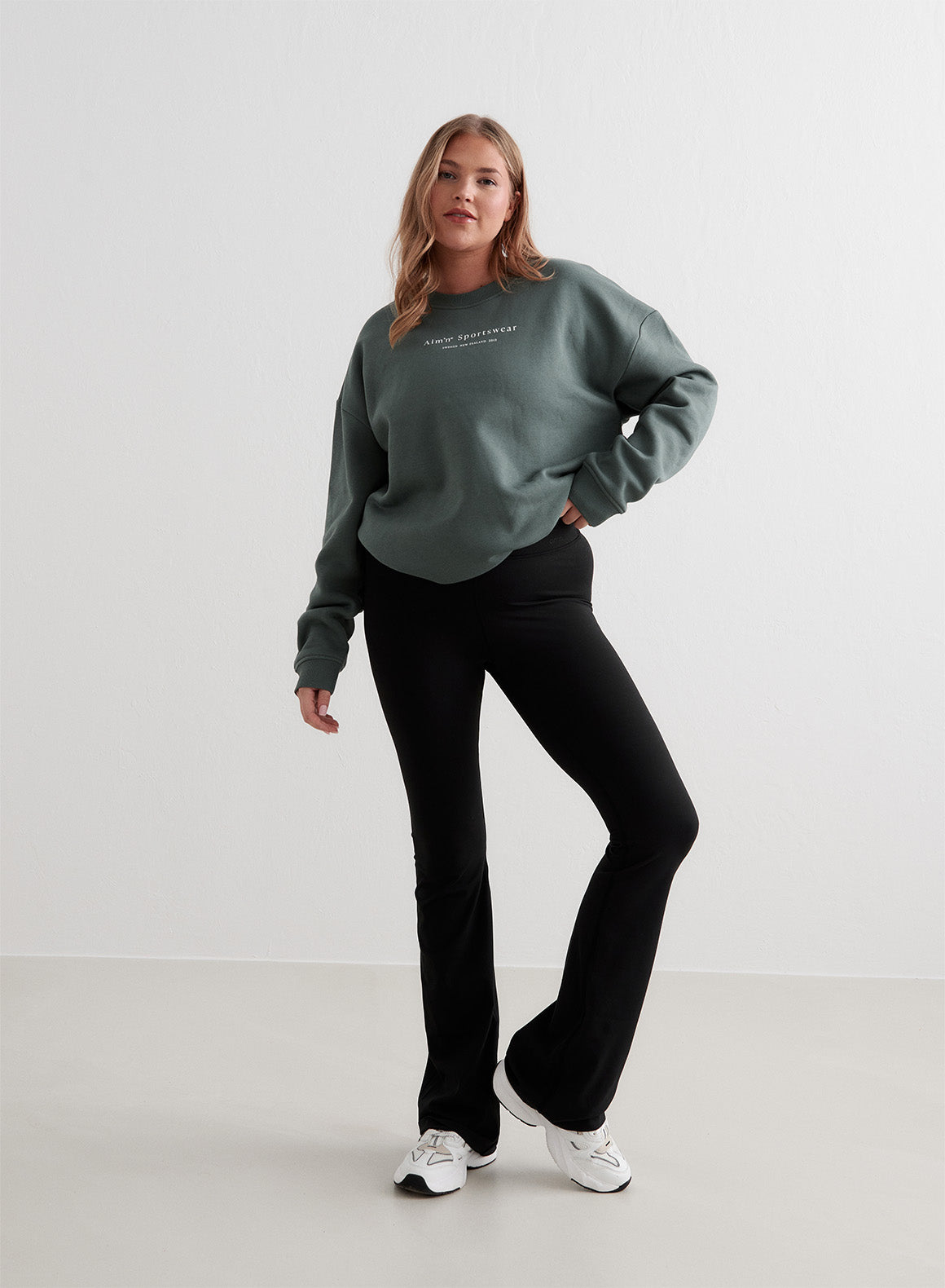 SAGE SERIF SWEATSHIRT – AIM'N AU