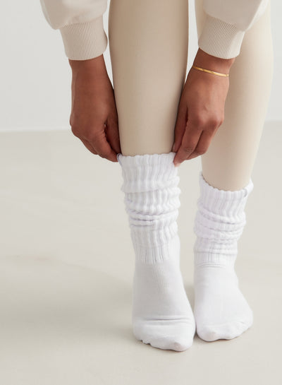 WHITE SLOUCH SOCKS